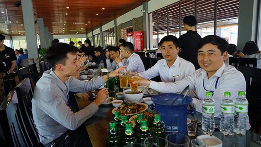 Bonding beer occasions VIetnam